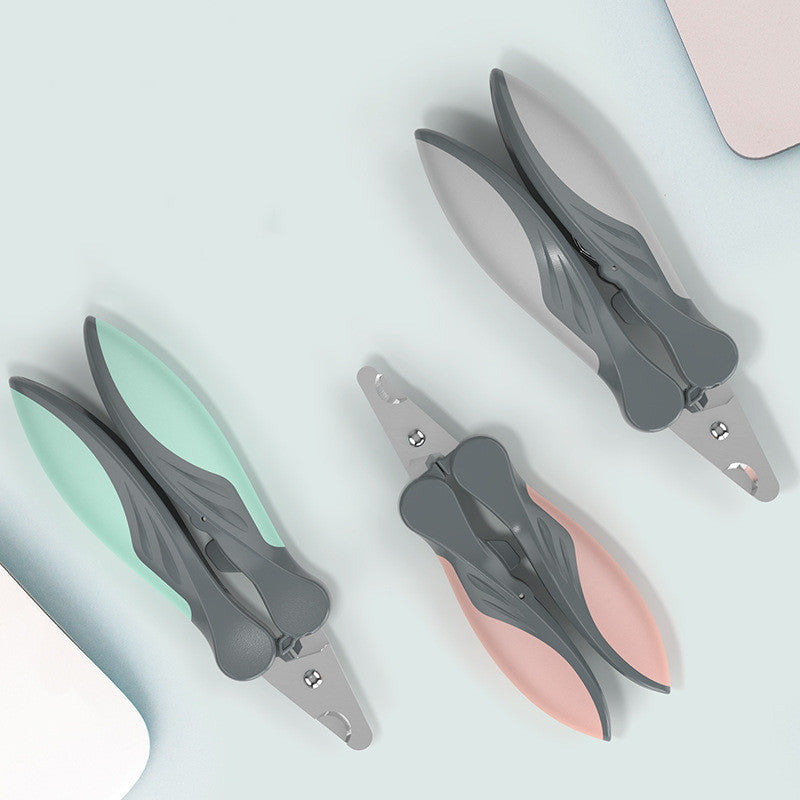 Pet nail clippers with stainless-steel blades and non-slip handles in three colors