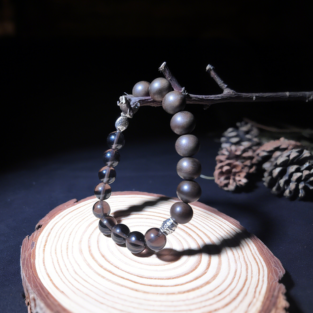 Spiritual jewelry with agarwood and smoky quartz for energy harmony