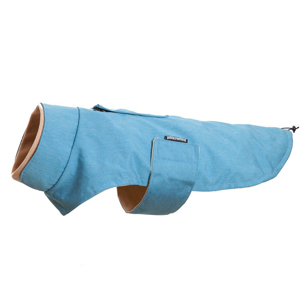 Detail of extended rear hem for added back coverage and warmth.