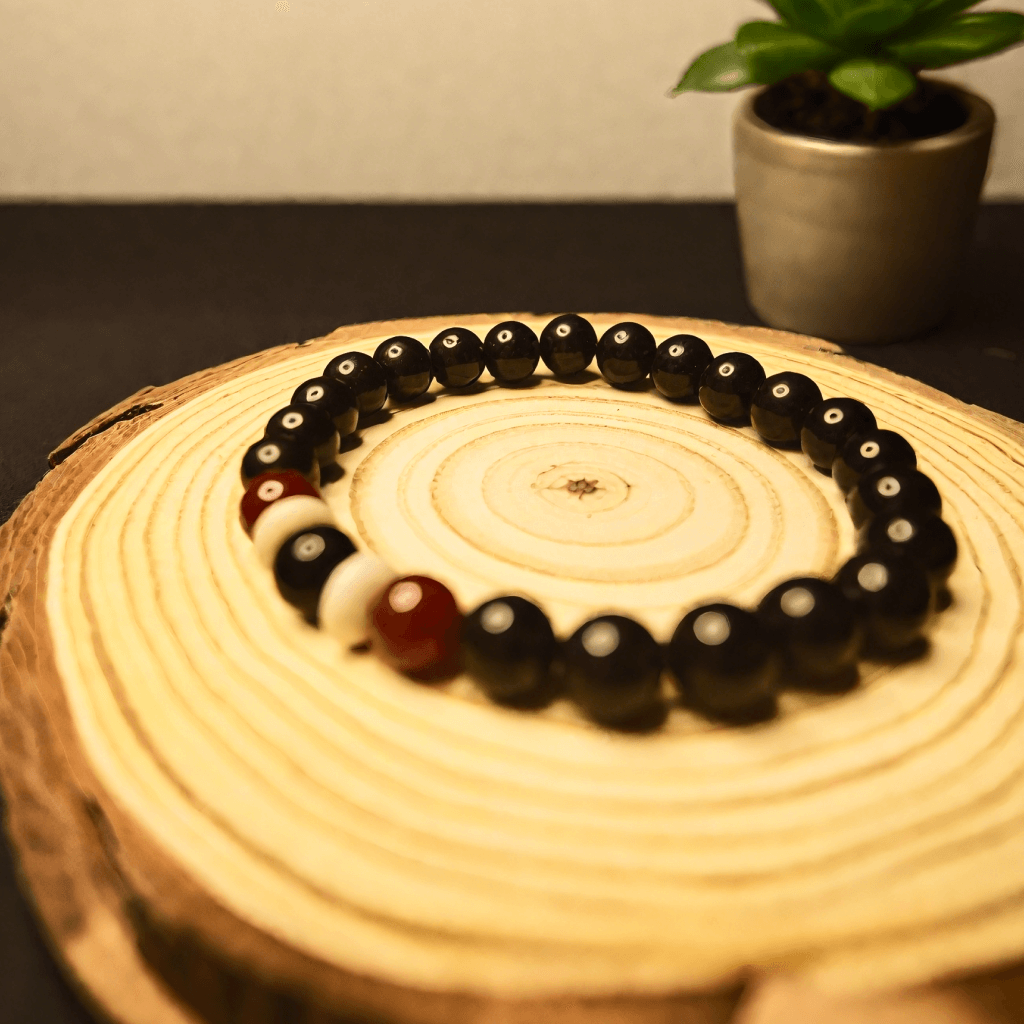 Handmade balance bracelet with natural wood and stone