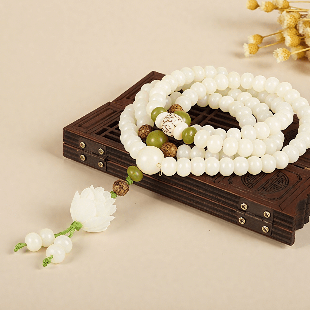 Meditation bracelet for peace and energy balance